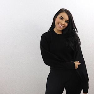 Meet your Posher, Nayeli